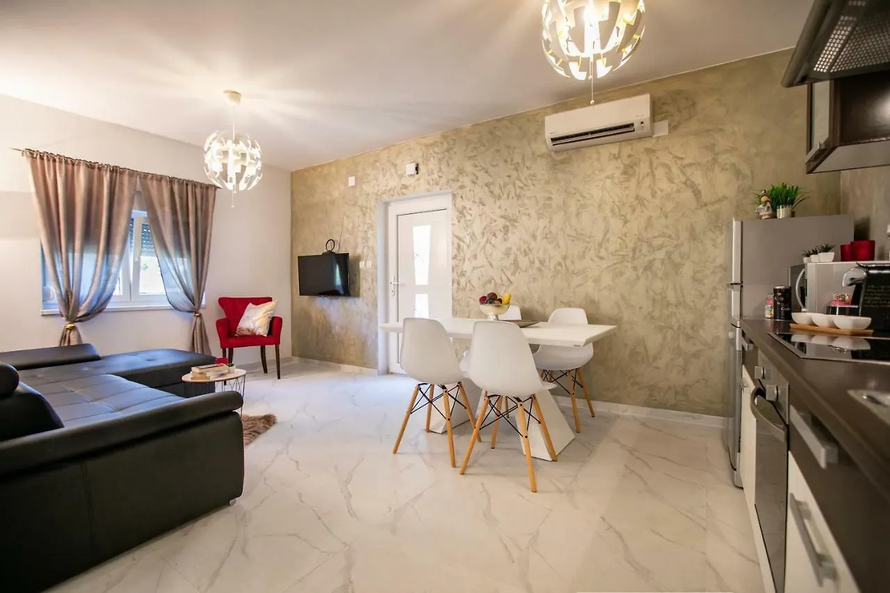 Ena Apartment Split Chorvatsko